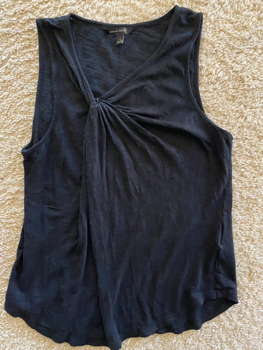 Banana Republic black twist front tank Sz S